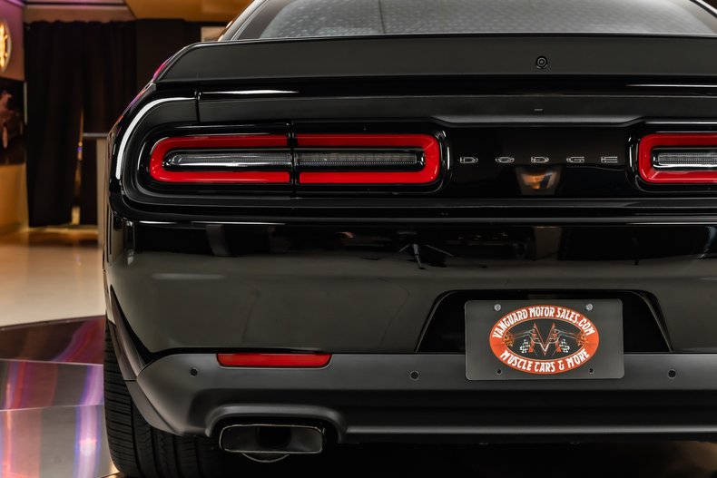 2023 Dodge Challenger 33