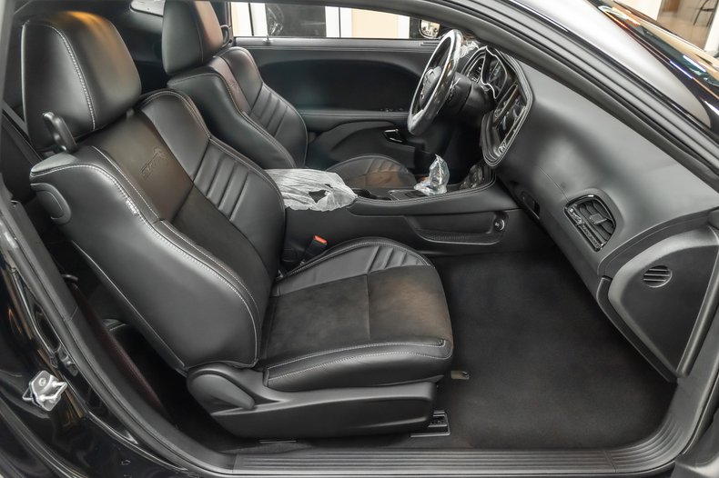 2023 Dodge Challenger 76