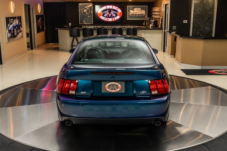 2004 Ford Mustang 22