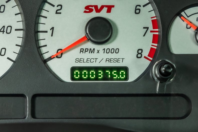 2004 Ford Mustang 4