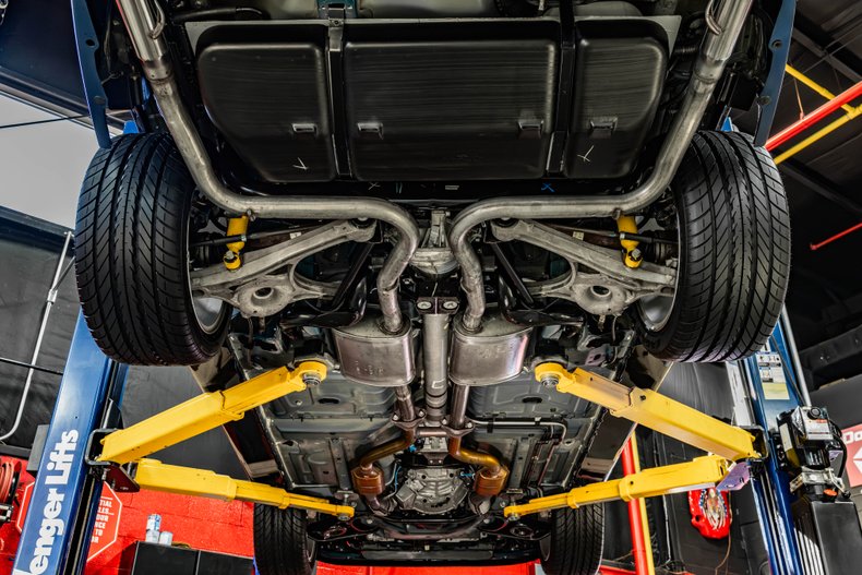 2004 Ford Mustang 5