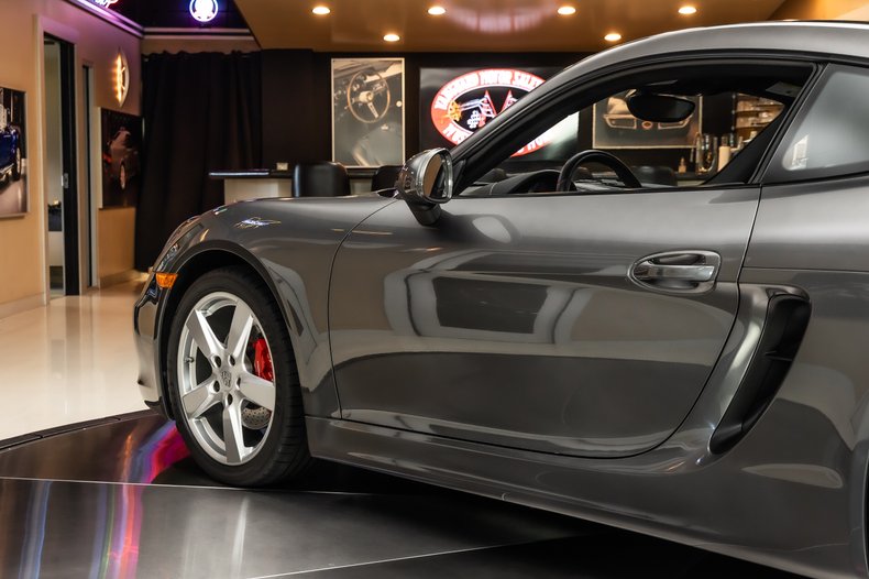 2014 Porsche Cayman 33