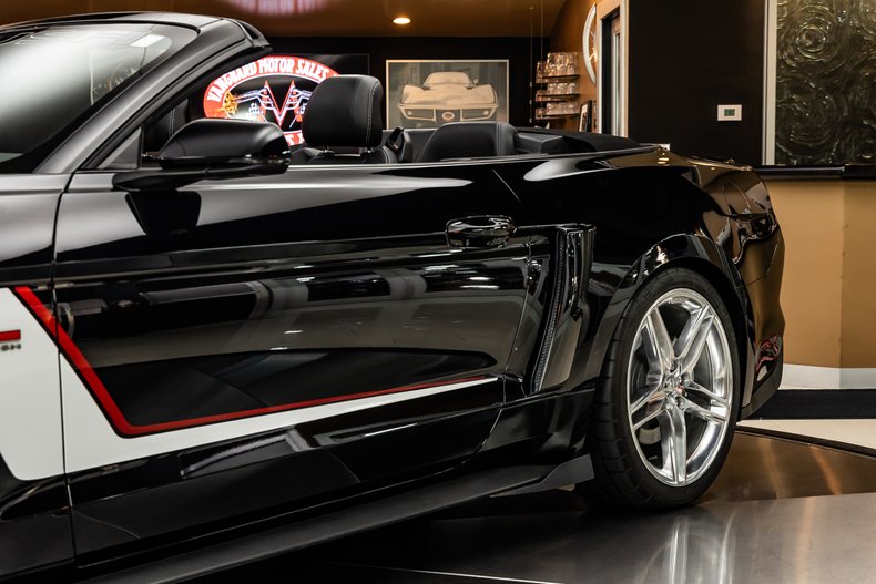 2017 Ford Mustang 31