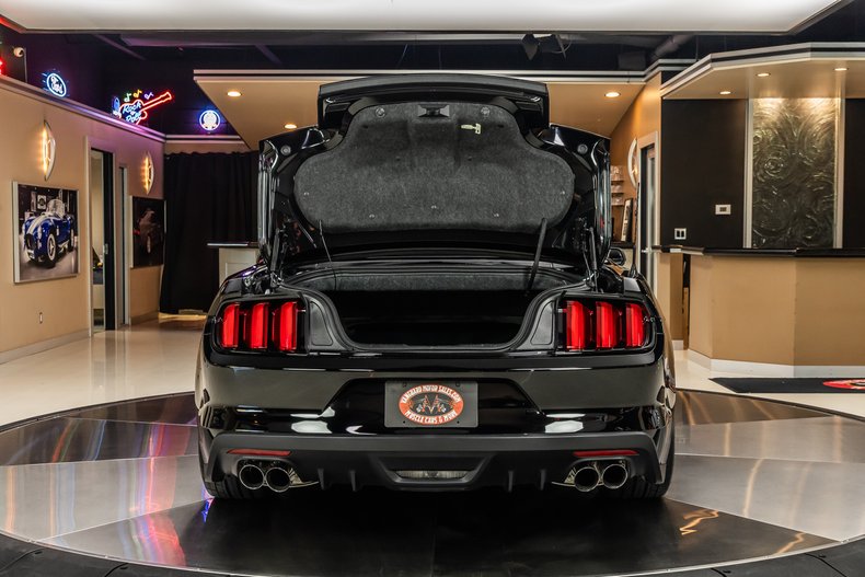 2017 Ford Mustang 95