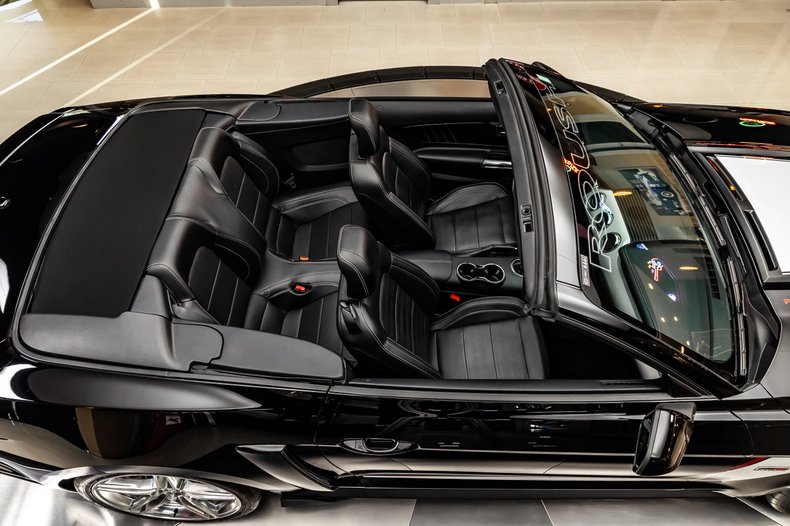 2017 Ford Mustang 82