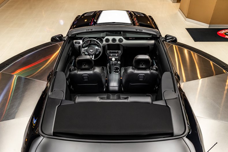 2017 Ford Mustang 84