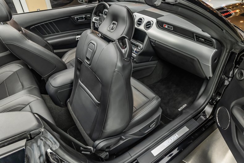 2017 Ford Mustang 80