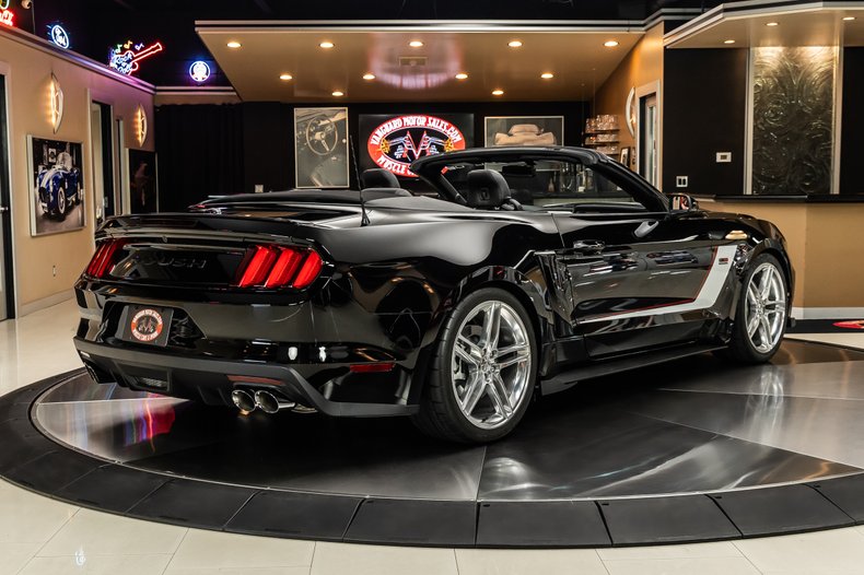 2017 Ford Mustang 13