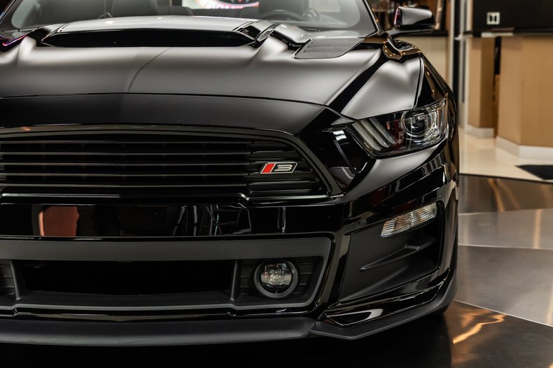 2017 Ford Mustang 29