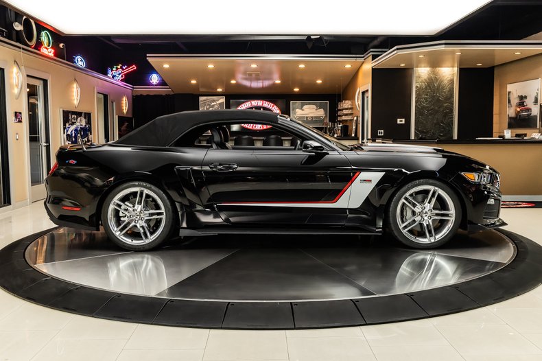 2017 Ford Mustang 93