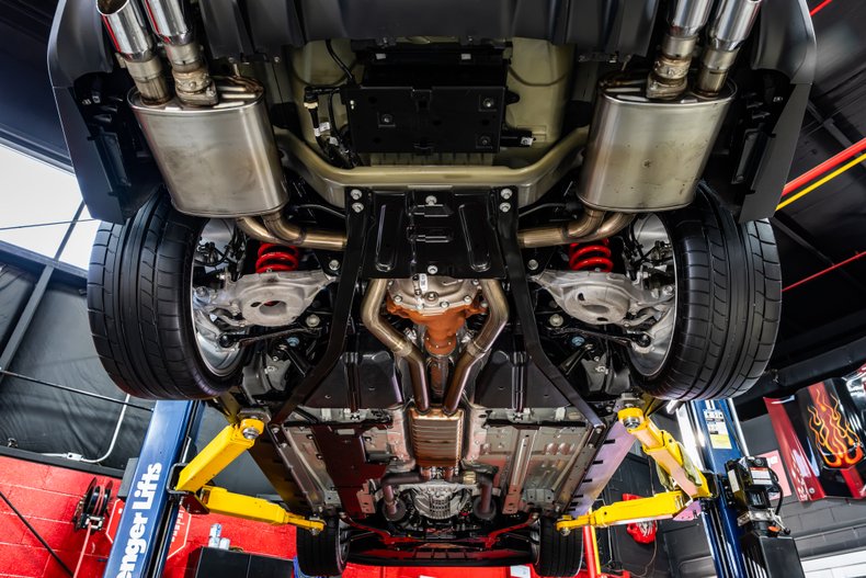2017 Ford Mustang 4