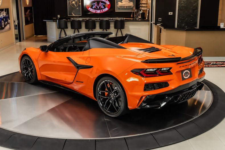 2025 Chevrolet Corvette 16