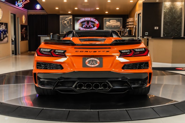2025 Chevrolet Corvette 13