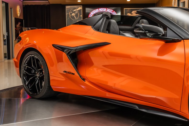 2025 Chevrolet Corvette 21