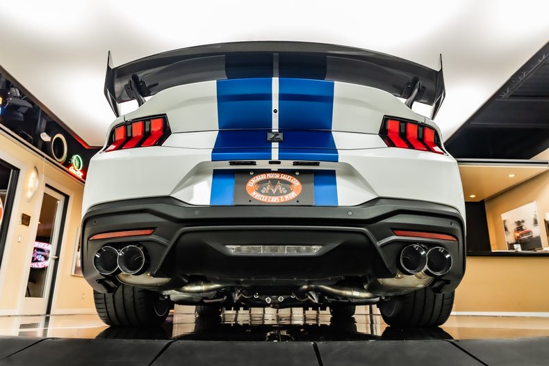 2025 Ford Mustang 47