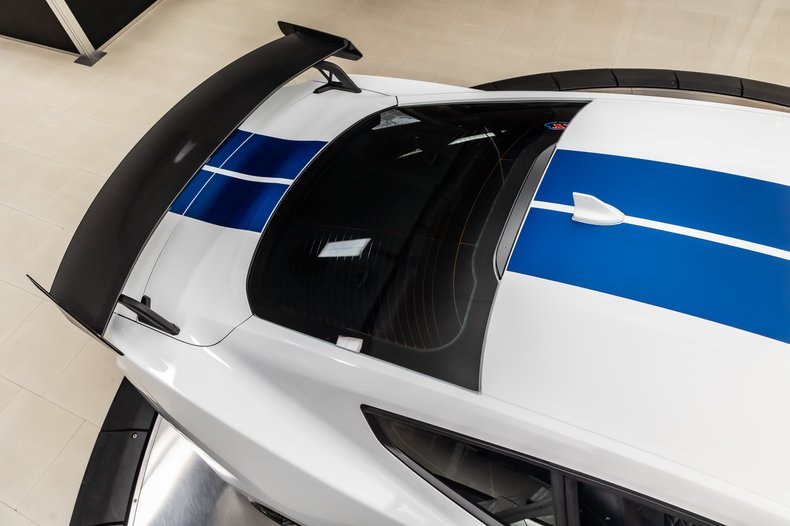 2025 Ford Mustang 23
