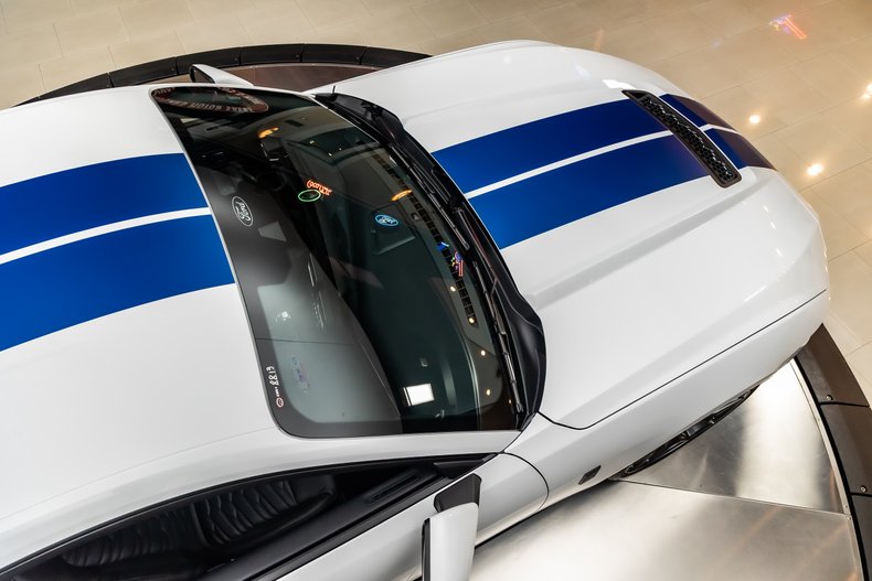 2025 Ford Mustang 44