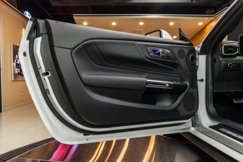 2025 Ford Mustang 54