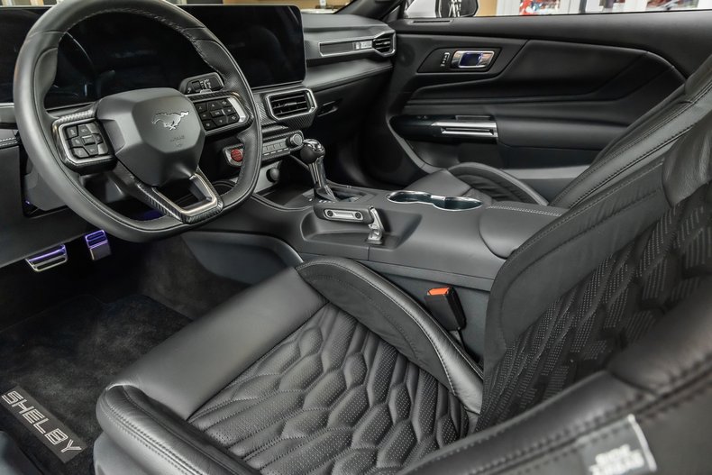 2025 Ford Mustang 69