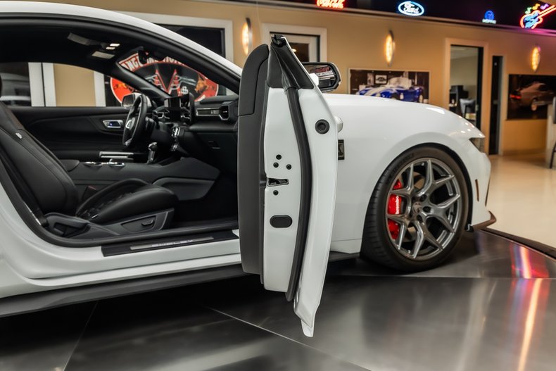 2025 Ford Mustang 74
