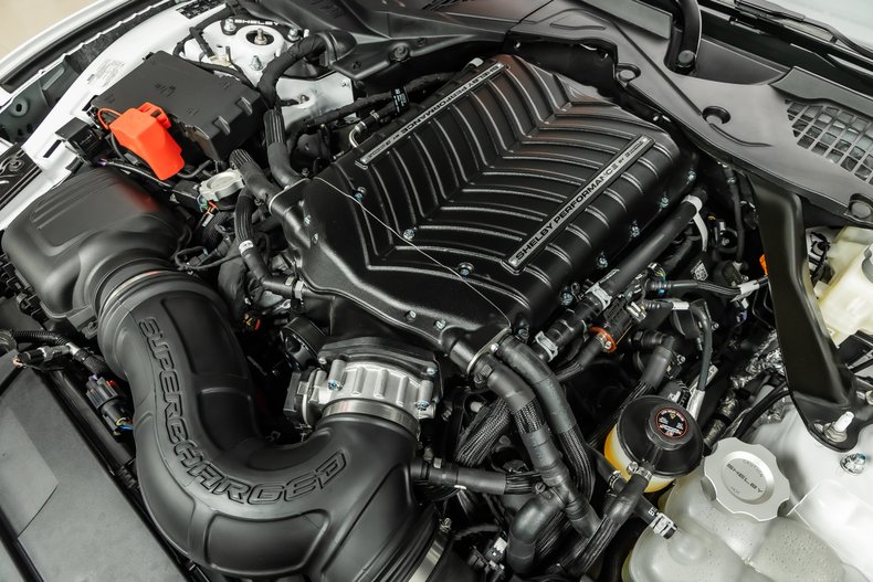 2025 Ford Mustang 92