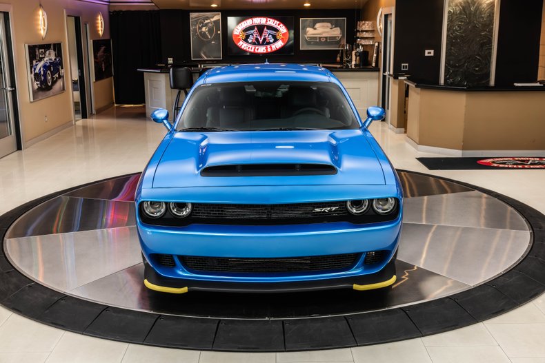 2023 Dodge Challenger 9