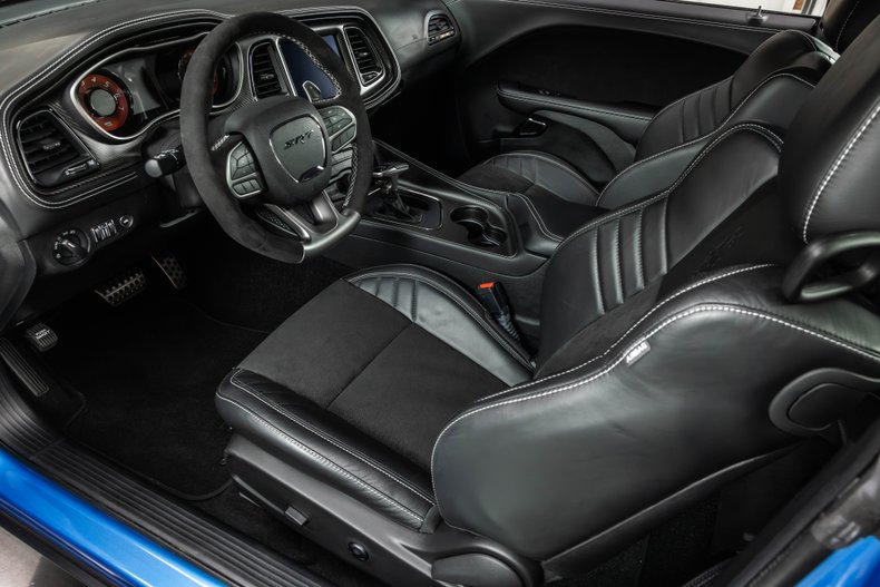 2023 Dodge Challenger 3