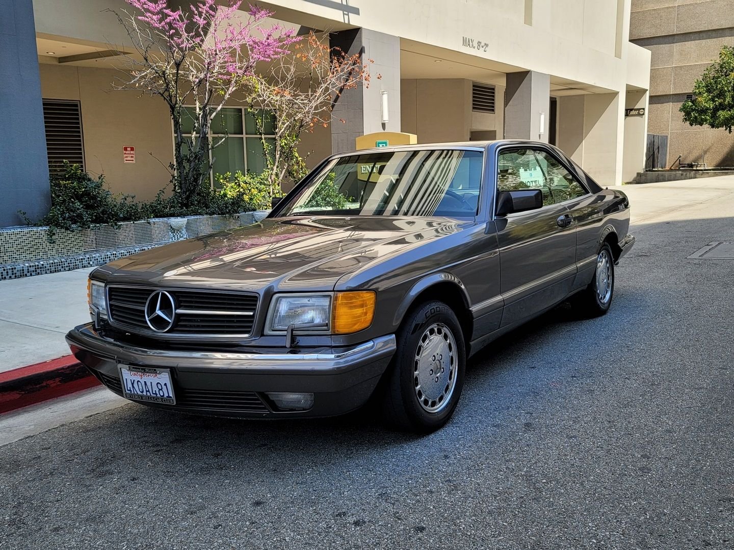 1987 Mercedes-Benz 560 SEC