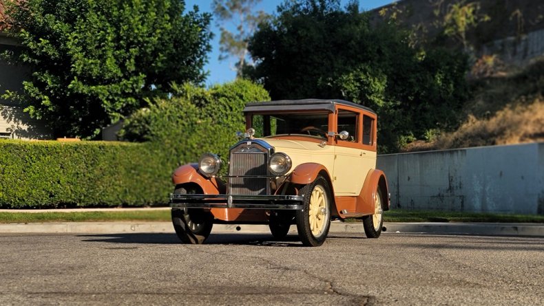 3180 | 1926 Buick Sedan | Vintage Car Collector