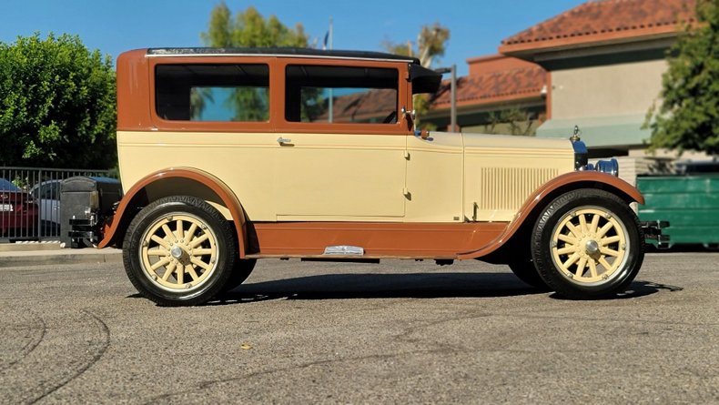 3180 | 1926 Buick Sedan | Vintage Car Collector