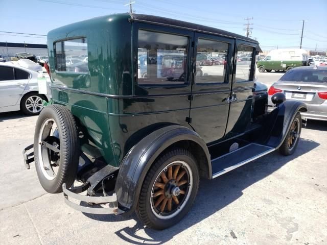 3211 | 1926 Chrysler 60 Sedan | Vintage Car Collector