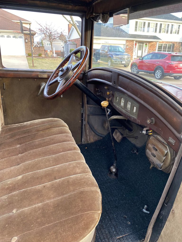 3288 | 1928 Studebaker Regal Commander | Vintage Car Collector