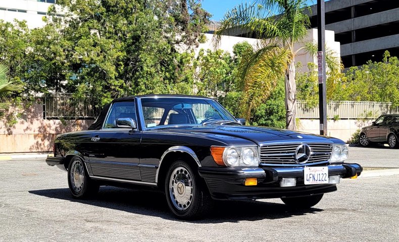 3497 | 1988 Mercedes-Benz 560 SL | Vintage Car Collector