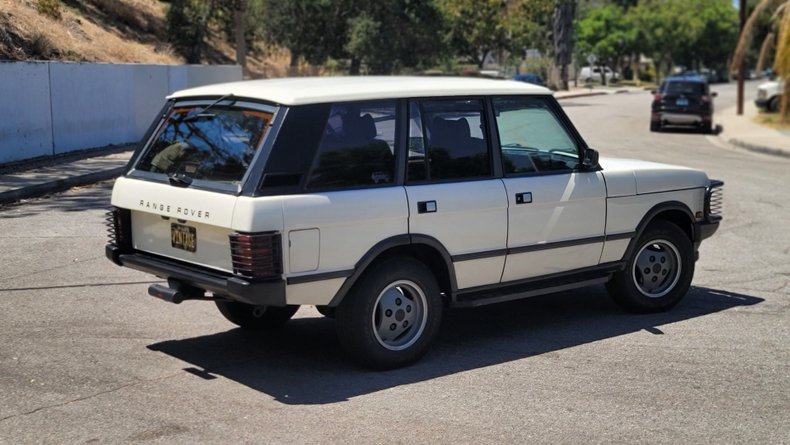 3638 | 1989 Land Rover Range Rover | Vintage Car Collector