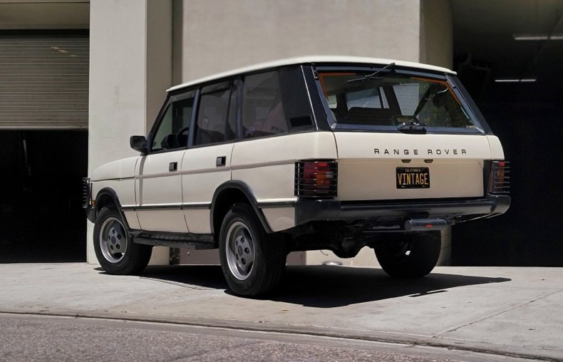 3638 | 1989 Land Rover Range Rover | Vintage Car Collector