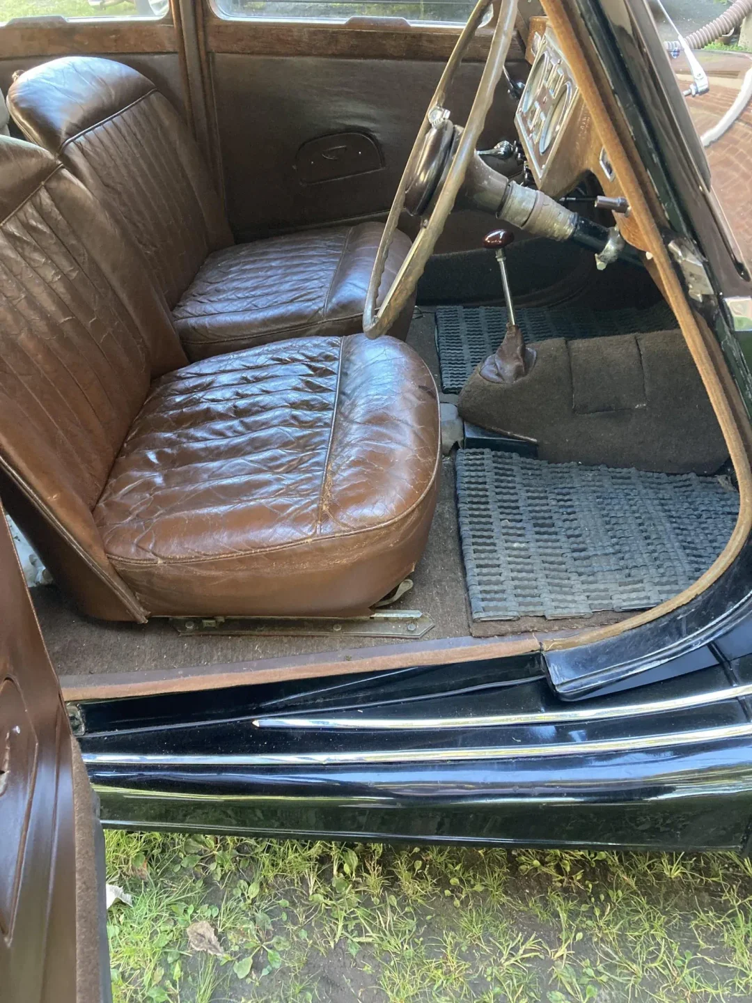 1952 Riley RMB Saloon | Consignify