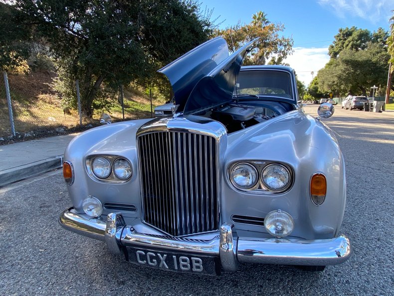 3750 | 1964 Bentley S3 | Vintage Car Collector