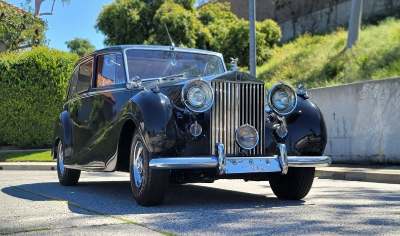 3774 | 1952 Rolls-Royce Silver Wraith | Vintage Car Collector