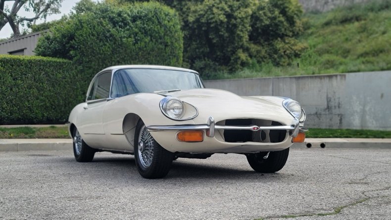 3796 ED | 1969 Jaguar XKE 2+2 | Vintage Car Collector