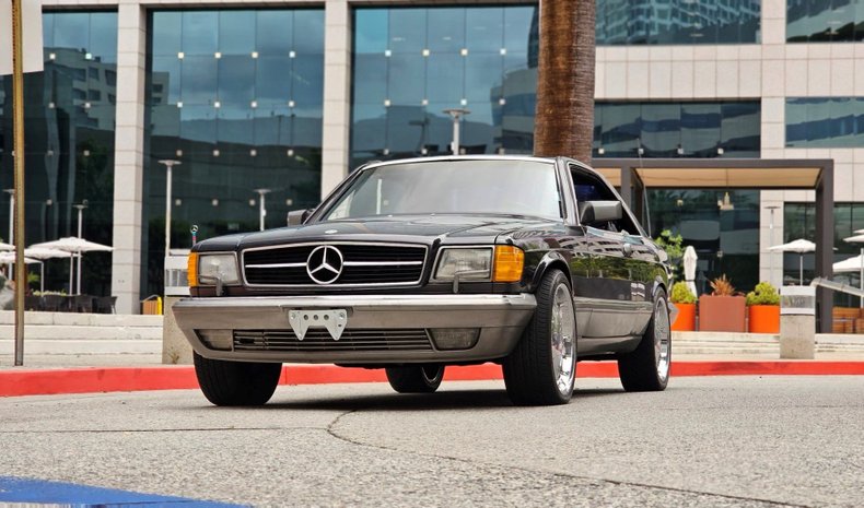 3806 | 1988 Mercedes-Benz 560 SEC | Vintage Car Collector