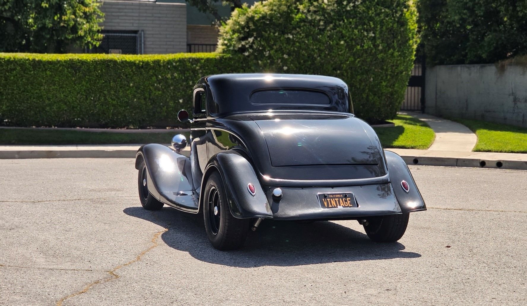 1934 Ford 3 window coupe | Consignify