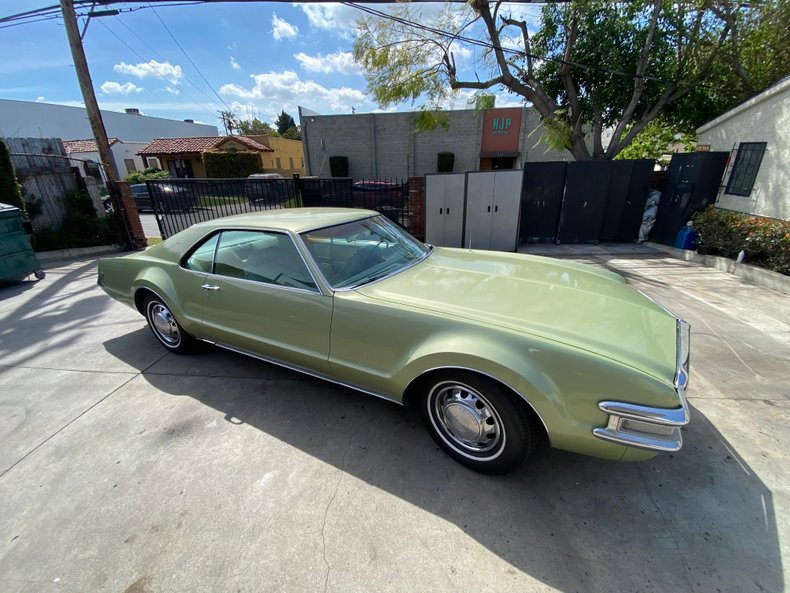 3874 | 1969 Oldsmobile Toronado Coupe - Deluxe | Vintage Car Collector