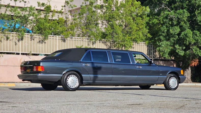 3897 | 1991 Mercedes-Benz 560Sel  Limousine | Vintage Car Collector