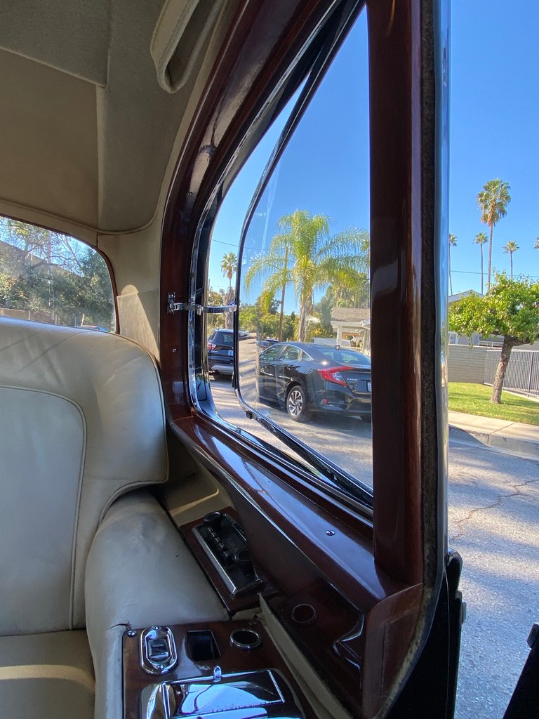 3900 | 1960 Rolls-Royce PHANTOM V LIMOUSINE | Vintage Car Collector