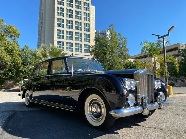 3900 | 1960 Rolls-Royce PHANTOM V LIMOUSINE | Vintage Car Collector