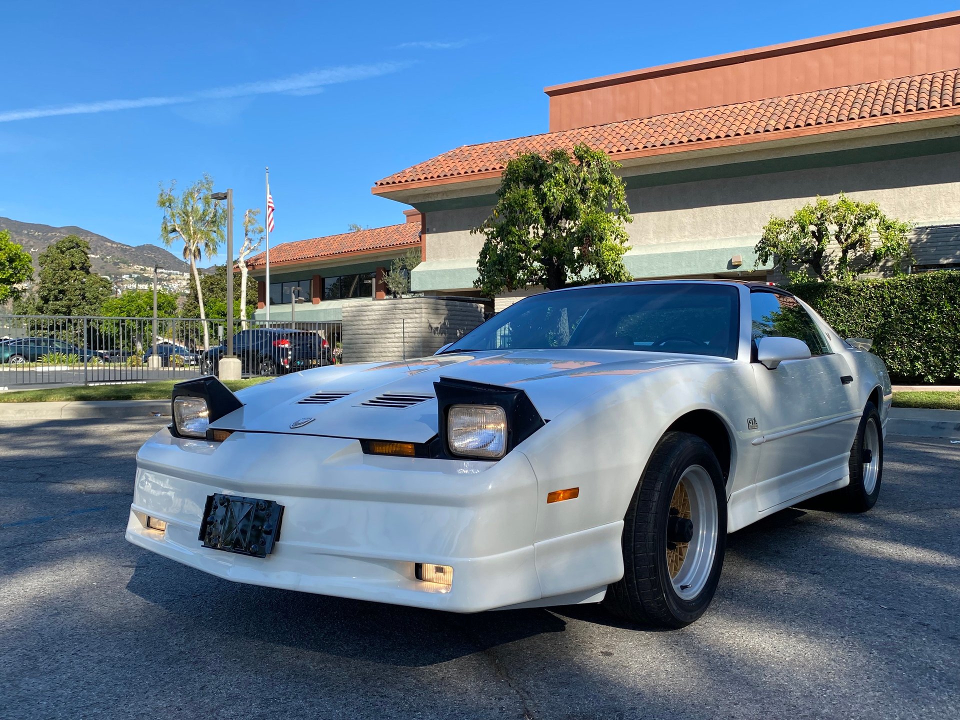 1989 Pontiac Firebird Trans Am | Consignify