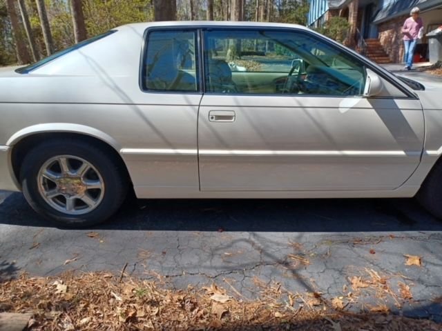 4041 | 2000 Cadillac ELDORADO ETC | Vintage Car Collector