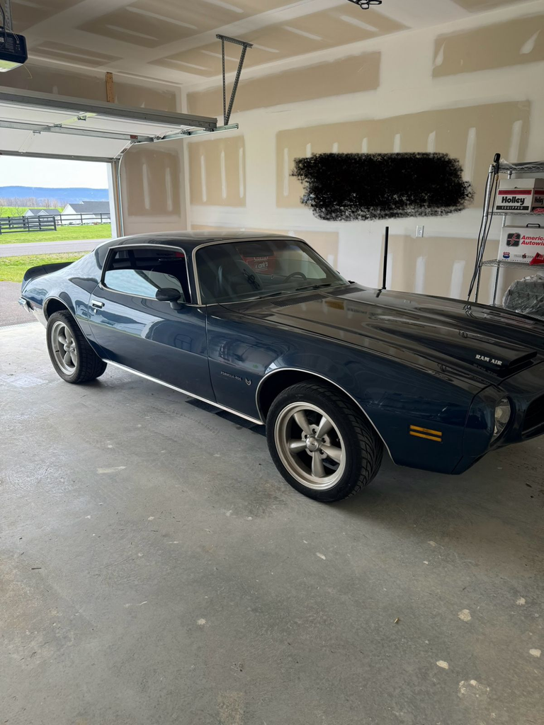 4092 | 1973 Pontiac Firebird Formula restomod | Vintage Car Collector