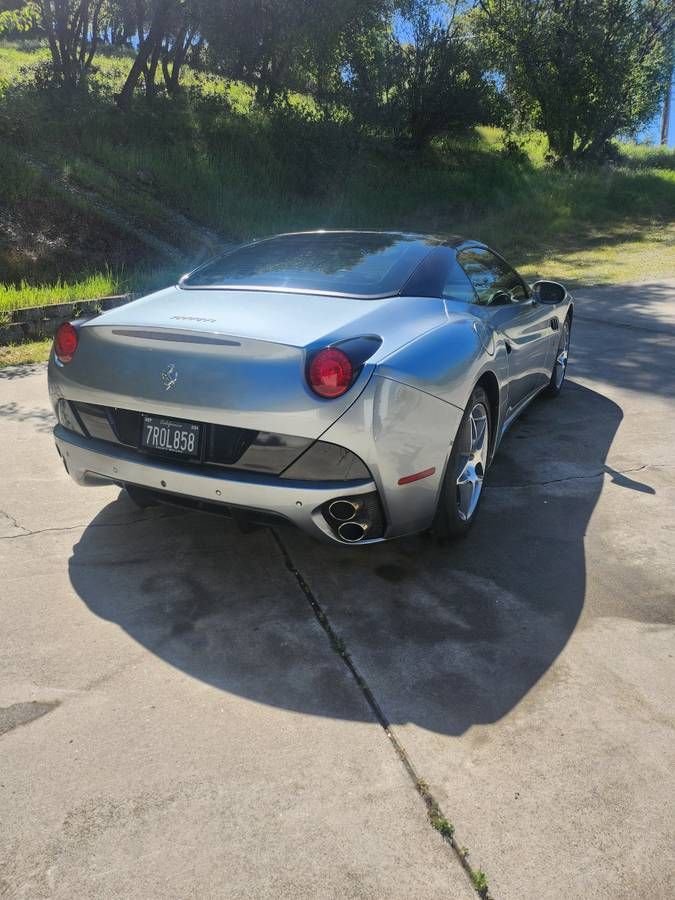 4240 | 2010 Ferrari California GT Convertible  | Vintage Car Collector