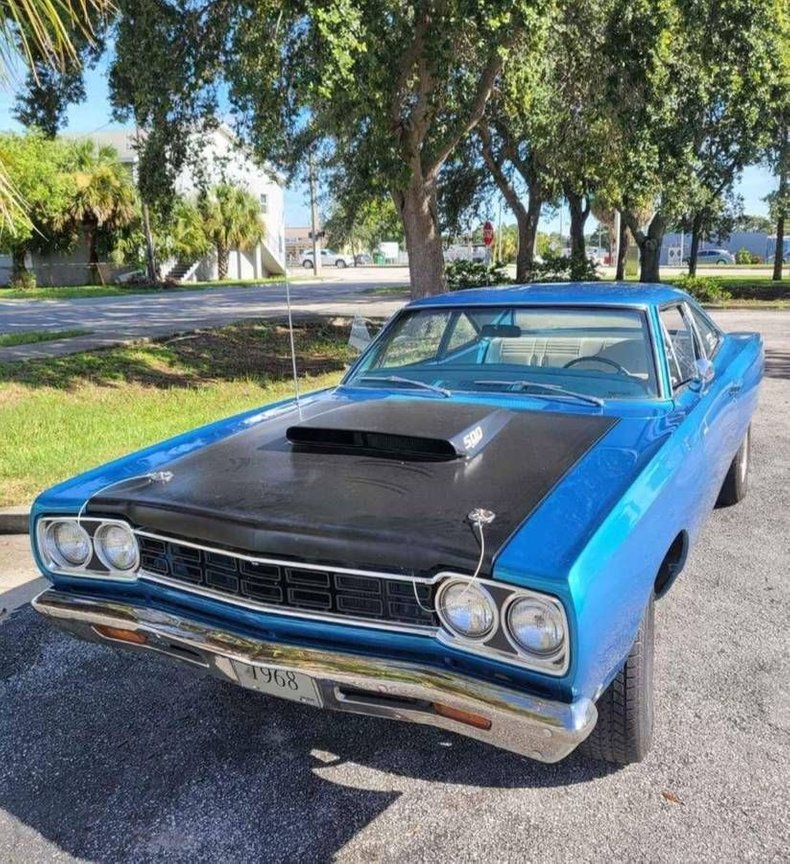 4253 | 1968 Plymouth Road Runner | Vintage Car Collector